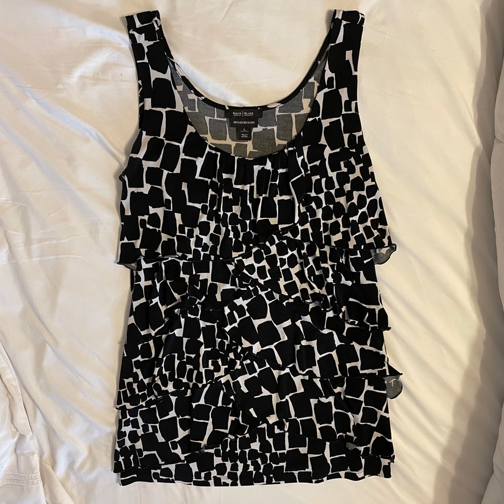 Black and white tunic